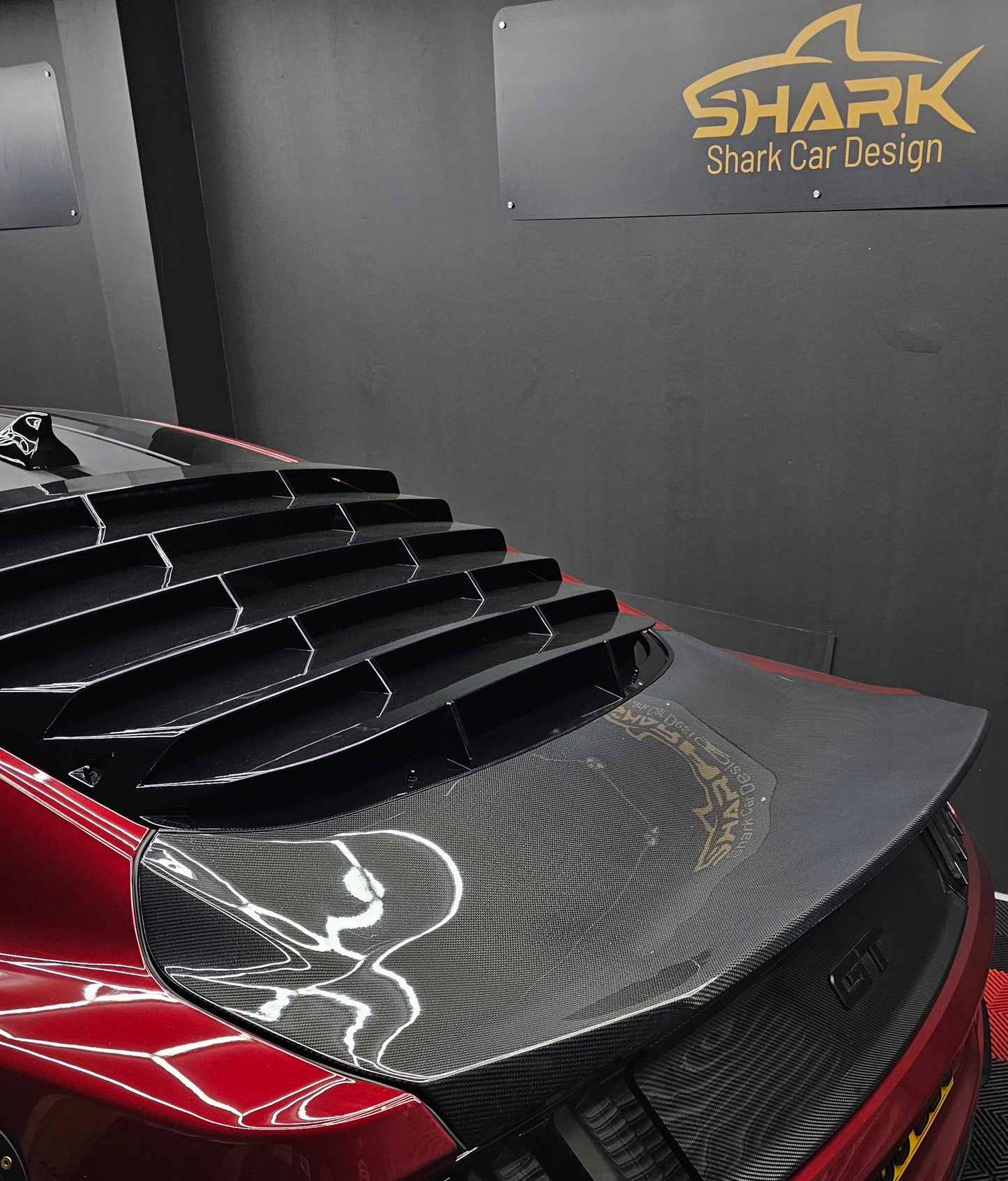 18-23 Ford Mustang GT OEM style Carbon Fibre Rear Boot