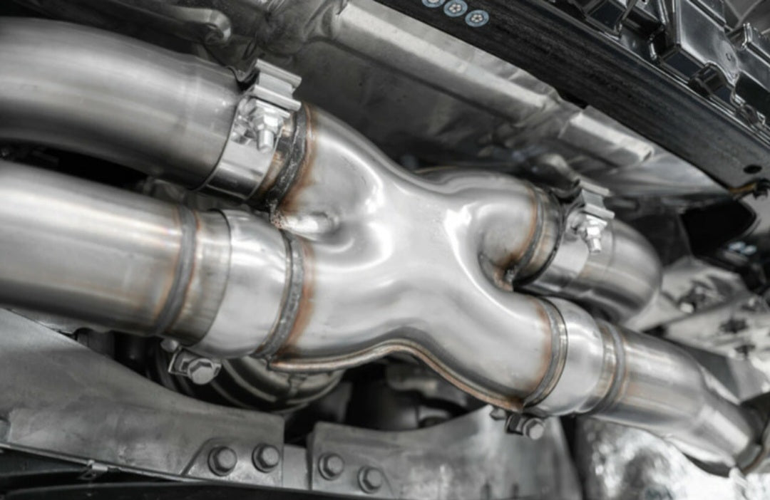 MBRP C8 Corvette 3" Stainless Steel NPP Valved Catback Exhaust - Quad Tips w/ Carbon Fiber Tips