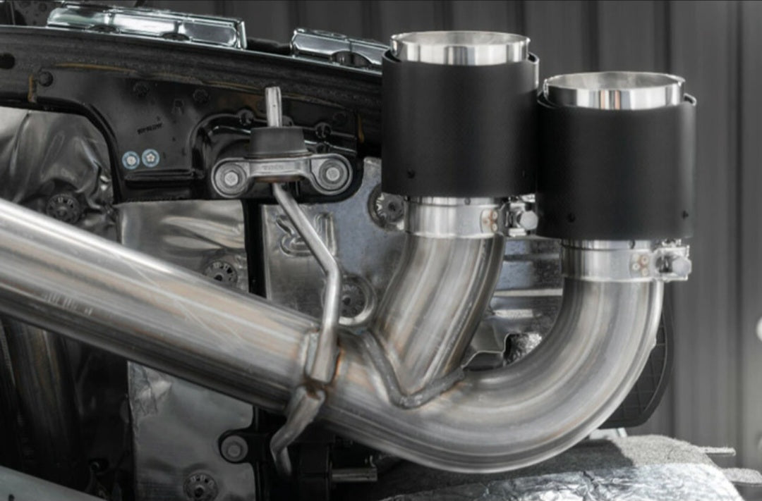 MBRP C8 Corvette 3" Stainless Steel NPP Valved Catback Exhaust - Quad Tips w/ Carbon Fiber Tips